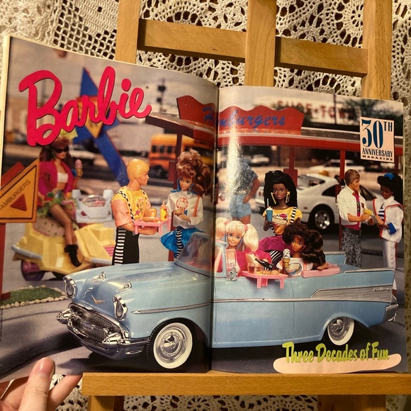 SOLD - Barbie 30th Anniversary Magazine - Winter 1990 - Photos, Features - Picture 16 of 16